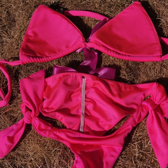 Custom Made Crystal Pink Bikini - Picture 12 of 12